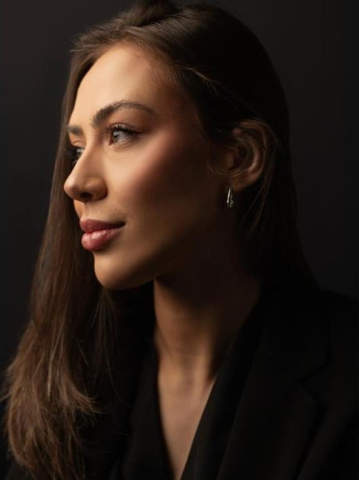 Retrato da Dra. Thaís Schiebel